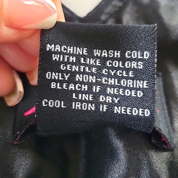 TORRID Ruched Black Denim Skirt Shirred Sides Back Slit, Side Zip, Plus Size: 20 - Picture 8 of 9